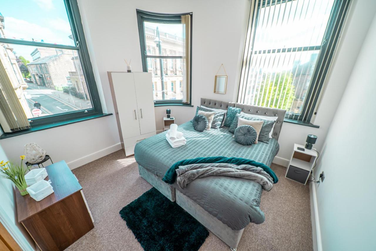 Cozy 1-Bedroom Apartment In The Heart Of Barnsley Town Centre Exteriör bild