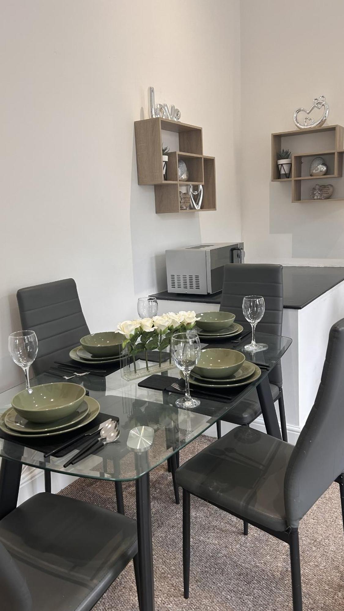 Cozy 1-Bedroom Apartment In The Heart Of Barnsley Town Centre Exteriör bild